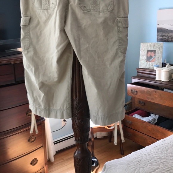 Khaki capris in EUC by French Cuff. - Picture 6 of 9